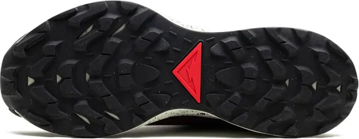 Pegasus Trail 3 GORE-TEX "Obsidian/Matte Olive/Citron Tint/Siren Red" sneakers - Image 4
