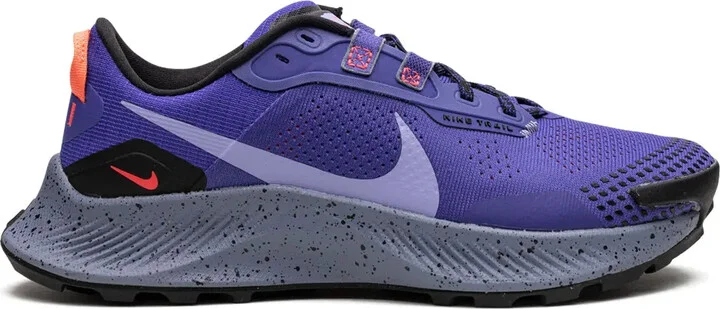 Pegasus Trail 3 sneakers