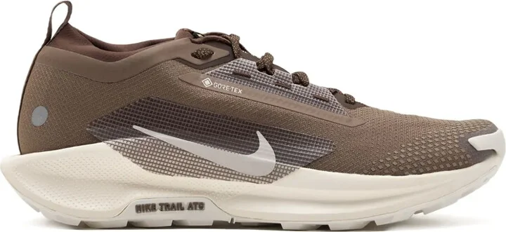 Pegasus Trail 5 sneakers