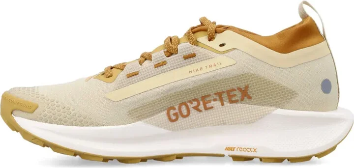 Pegasus Trail 5GORE-TEX lightweight trainers - Image 4