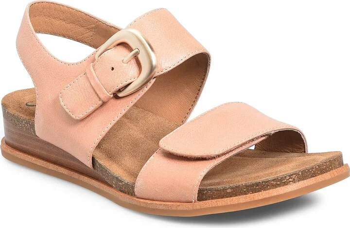 Peggie Wedge Sandal