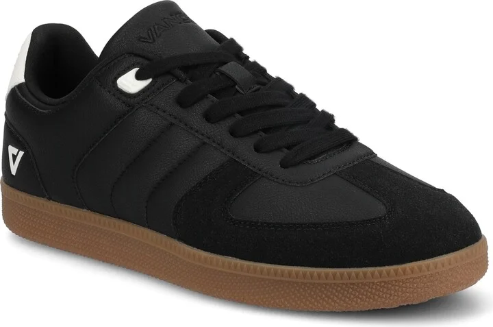 Pele Lace-Up Sneaker