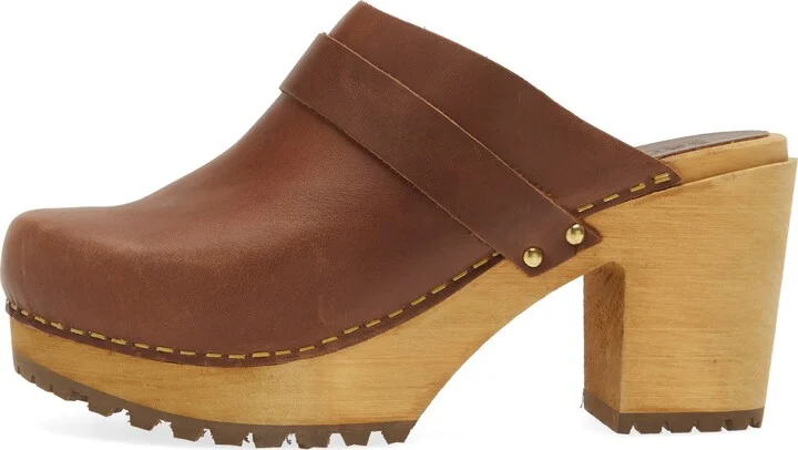 Peleni Block Heel Clog - Image 9