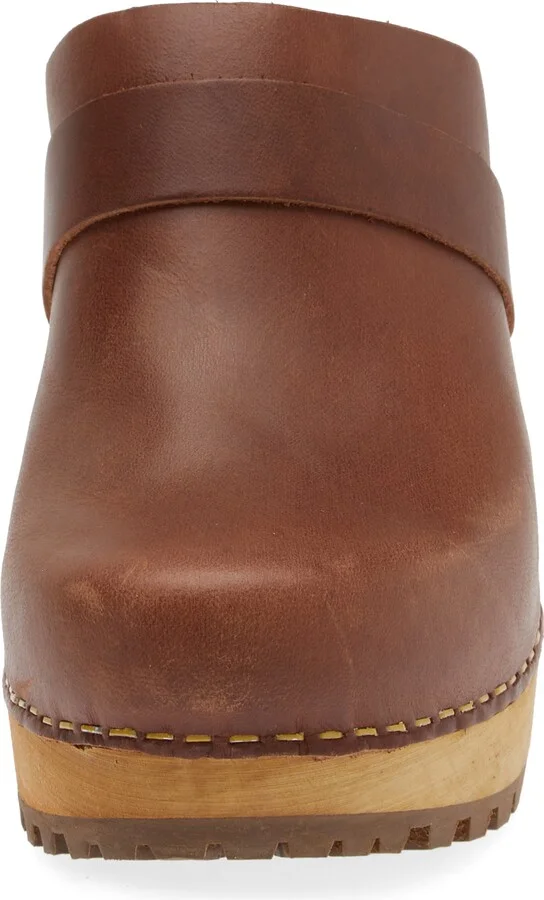 Peleni Block Heel Clog - Image 10