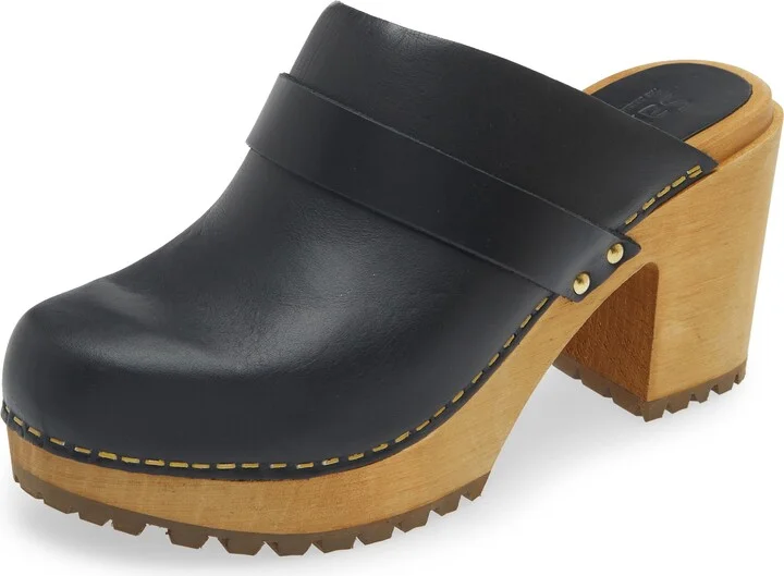 Peleni Block Heel Clog