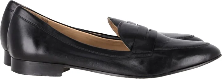 Penny Loafers in Black Leather