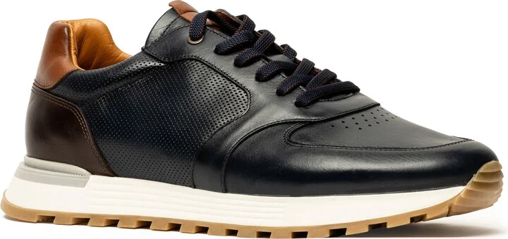 Peria Sneaker
