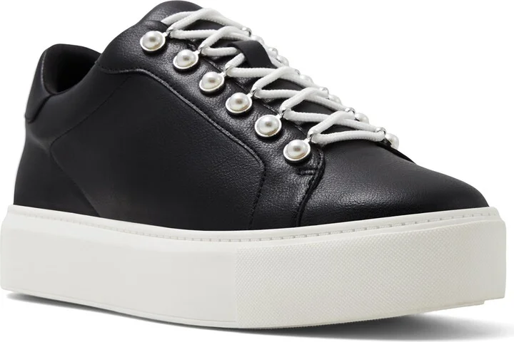 Perlah Platform Sneaker