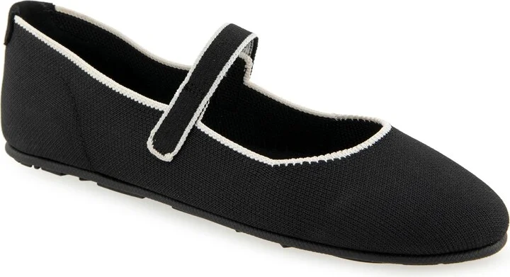 BLACK KNIT FABRIC