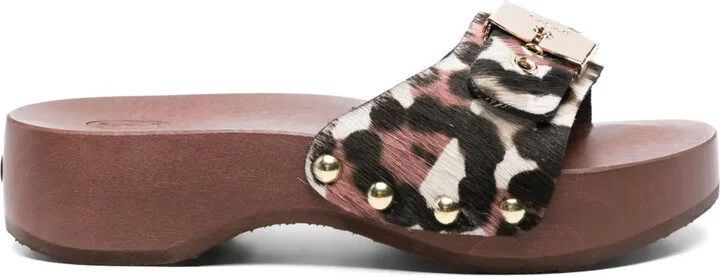Pescura sandals