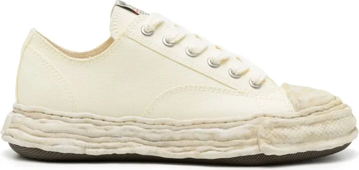 Peterson23 canvas lace-up sneakers
