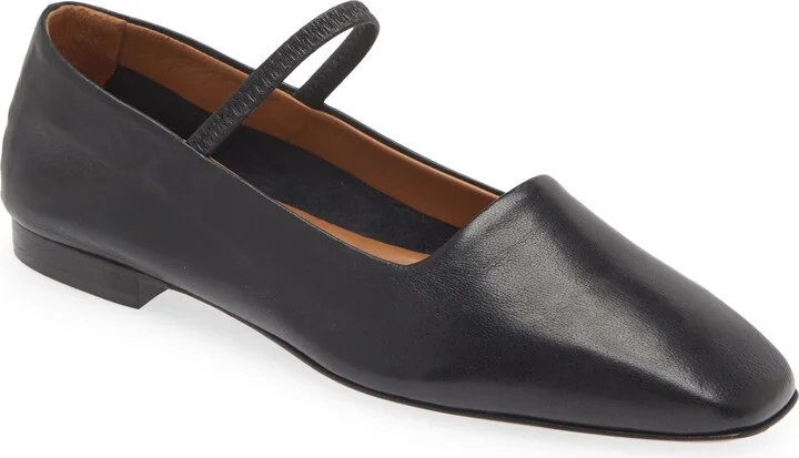Petina Mary Jane Flat
