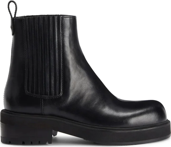 Peyen Chelsea boots