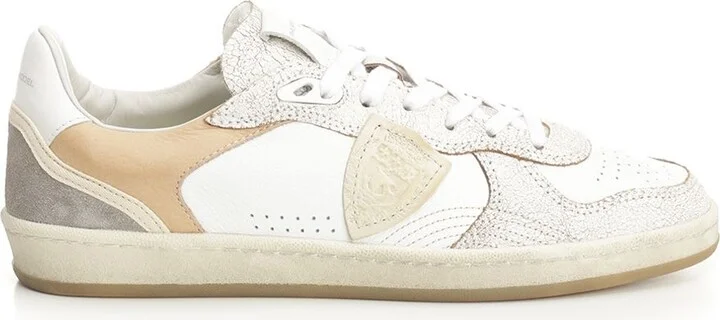 'pgal' Sneakers