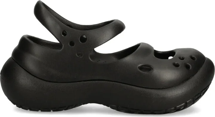 Phaedra perforated slip-ons
