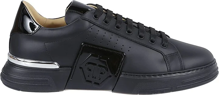 Phantom Kicks Low Top Sneakers