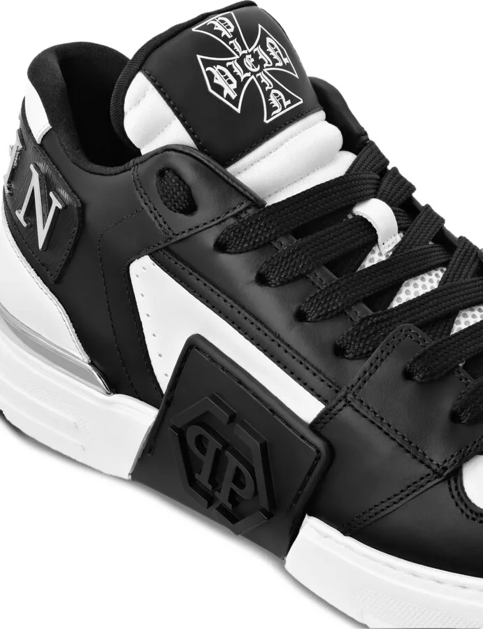 Phantom Kicks skull-plaque leather sneakers - Image 3
