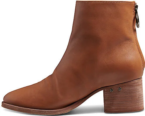 Pheasant Boots