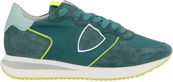 Emerald green