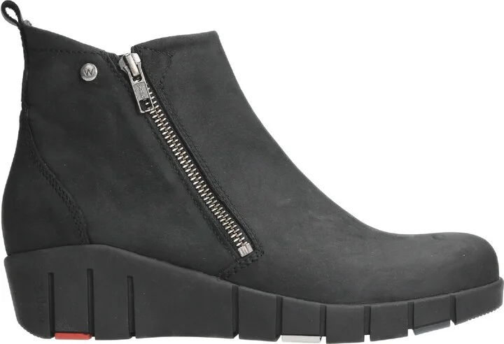 Phoenix Water Resistant Bootie