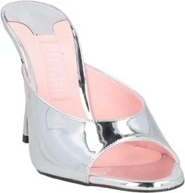 Pīferi Woman Sandals - Image 2