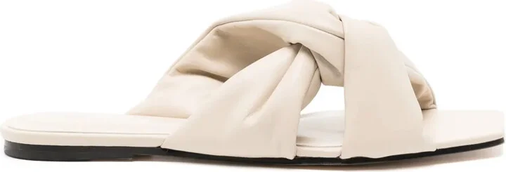 Pillow Loop flat sandals