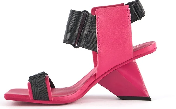 Pink / Black Rockit Run - Pink Flash - Image 3