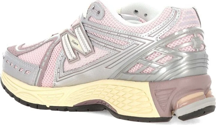 Pink Low Top Sneakers With Logo Patch On Side And Tongue And Perforated Panels In Tech Fabric Unisex - Image 2