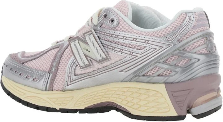 Pink Low Top Sneakers With Logo Patch On Side And Tongue And Perforated Panels In Tech Fabric Unisex - Image 3