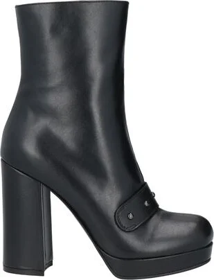 Pinko Woman Ankle boots