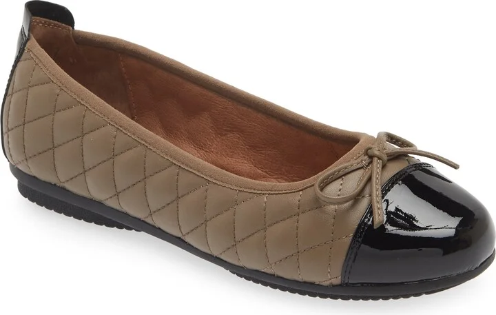 Pippa Ballet Flat