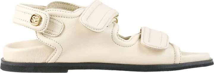 Plain leather lambskin sandals