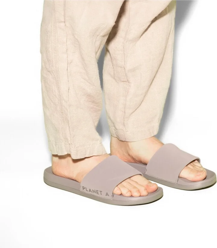 Planet A Men's REGNR8 Slide Sandal - Image 4