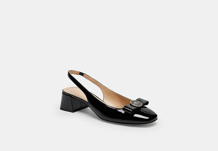 Plaque Ballet Pump