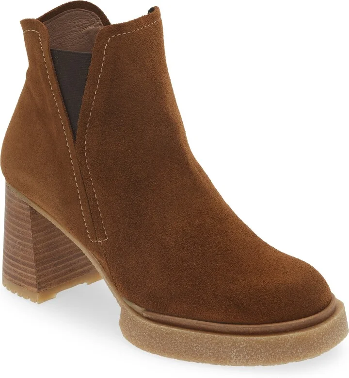Cappuccino Suede