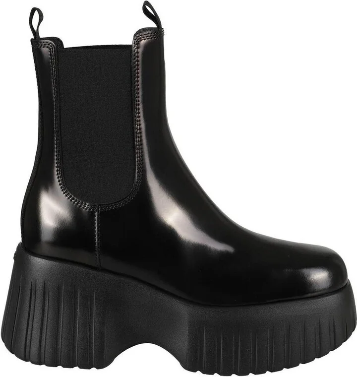 Platform Slip-on Chelsea Boots