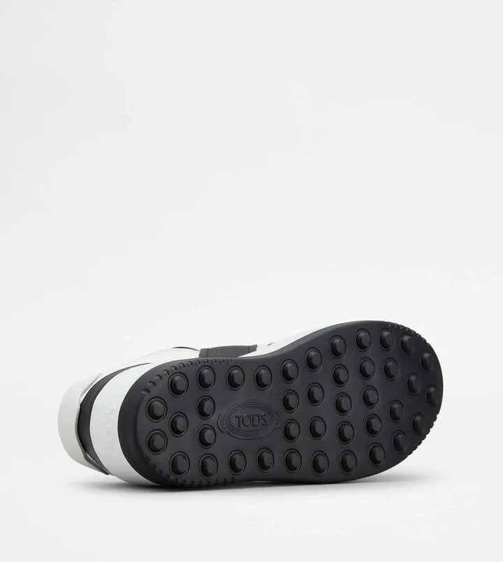 Platform Sneakers in Leather - Image 4