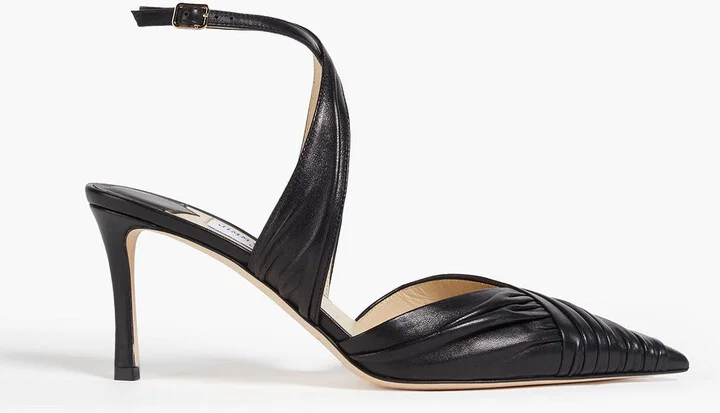 Pleated leather pumps