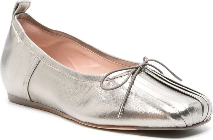 Pleated Toe Ballerina Shoes - Image 2