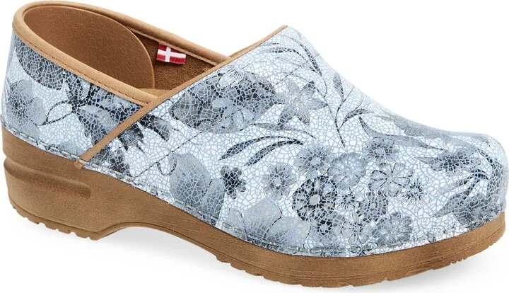 Plume Floral Print Clog