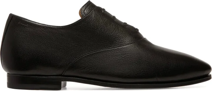 Plume Oxford in Grained Leather wide foot morphology