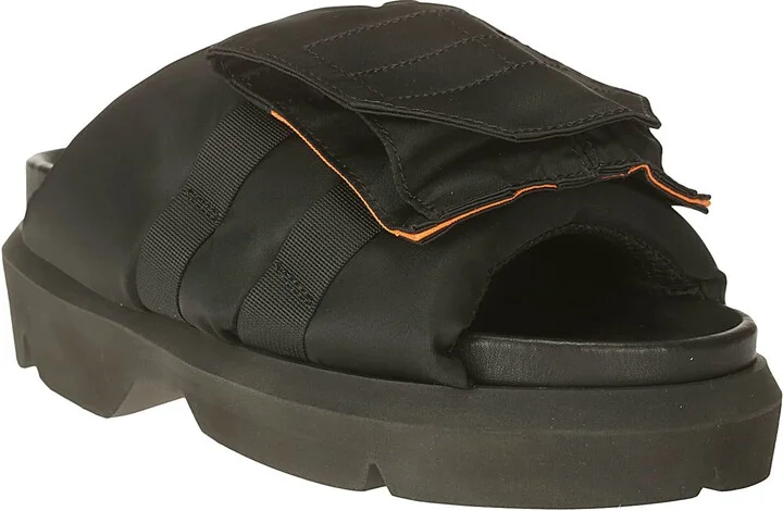 Pockets Slides - Image 2