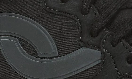 PodFlow Retro Walking Sneaker - Image 10