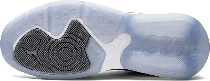 Point Lane "Cool Grey" sneakers - Image 4