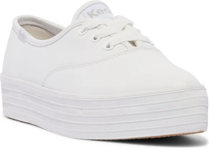 Point Leather Sneaker