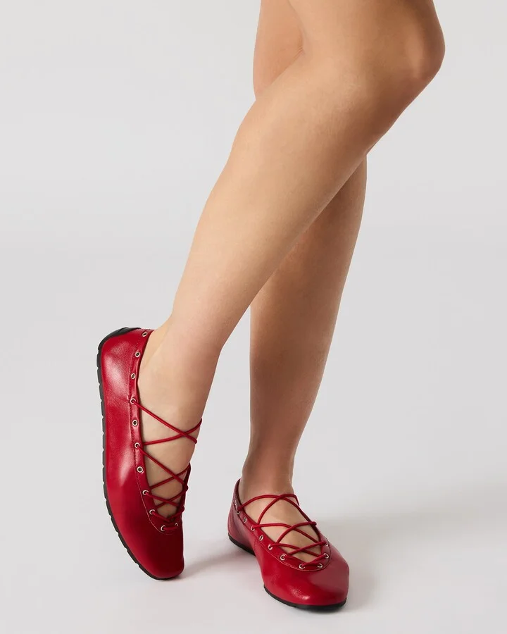 Pointe Red Leather - Image 2
