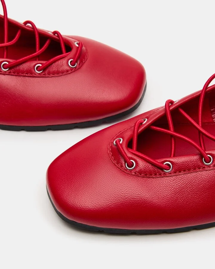 Pointe Red Leather - Image 4