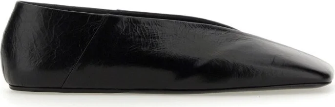 Pointed Black Leather Slippers With Design