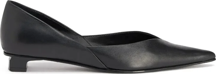 Pointed Flat Leather Pumps