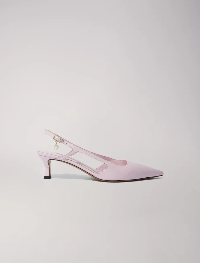 Pointed leather pumps